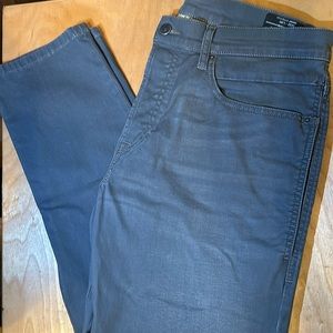 Men’s Diesel jeans. Gray wash like new. Never worn